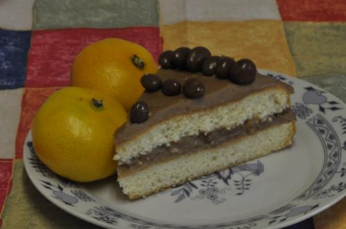 Dort z bílků s čokoládovým krémem – Střední recept z Česko kuchyně, hotový za 60 - 90 minut